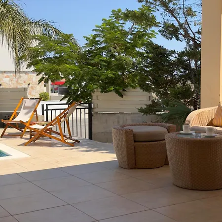 Cypress Aura - Spacious 4br With Private Pool Villa Protaras