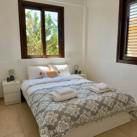 Cypress Aura - Spacious 4br With Private Pool * Protaras