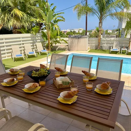 Cypress Aura - Spacious 4br With Private Pool Villa *