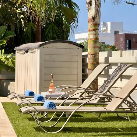 Cypress Aura - Spacious 4br With Private Pool Villa